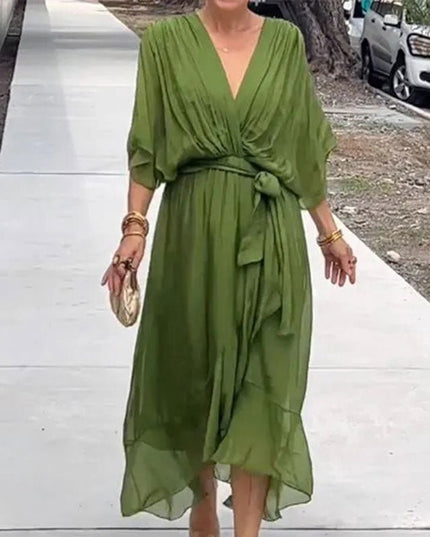 Shelly | Elegant v-neck Dress