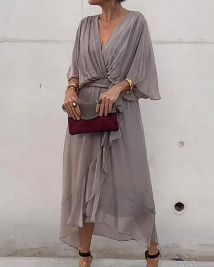 Shelly | Elegant v-neck Dress